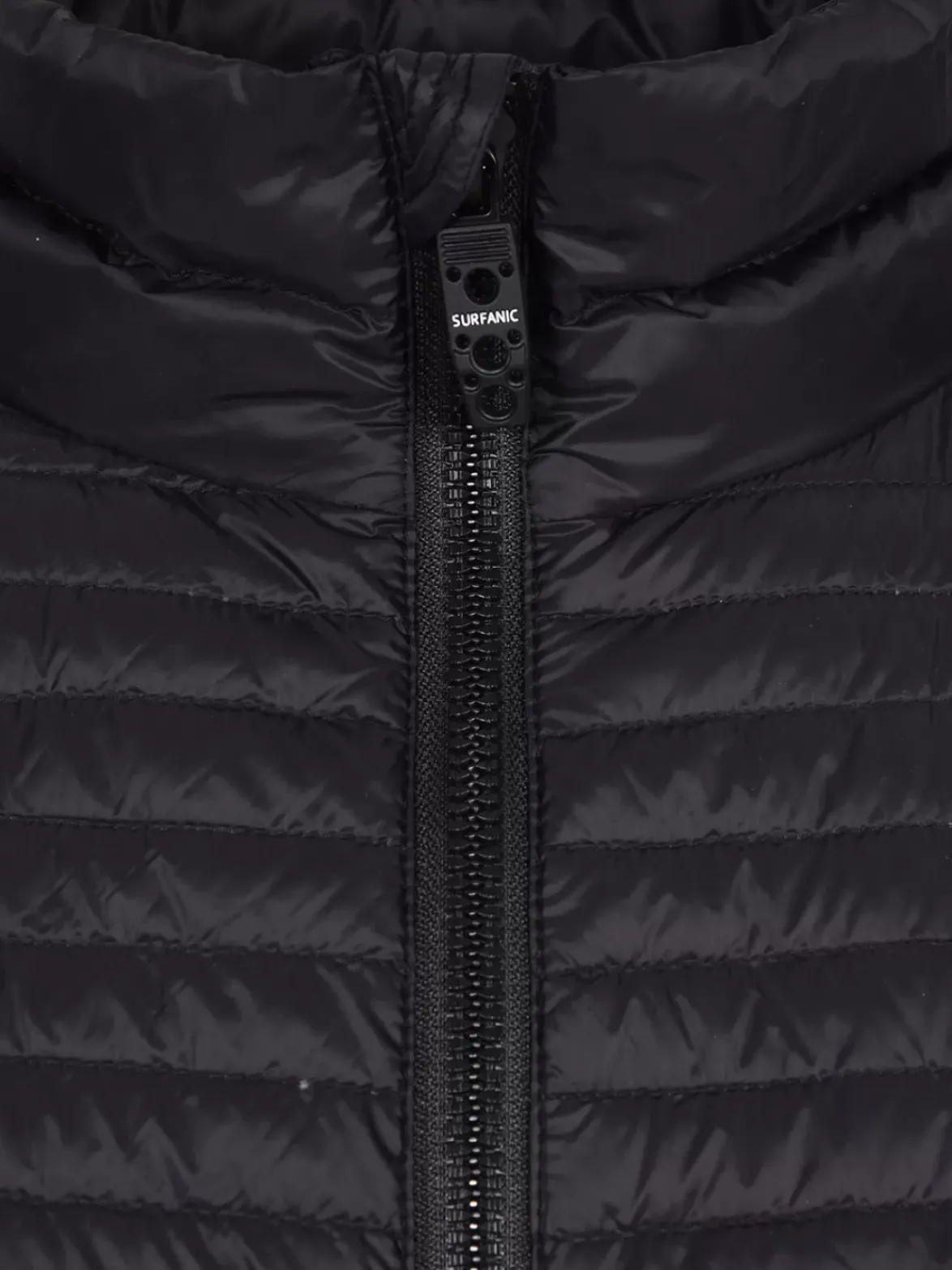Atom Gilet